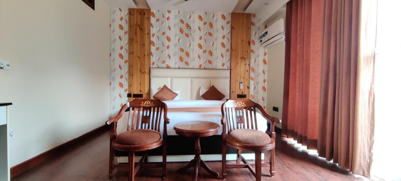 Dreamcatcher Boutique Hotels Bhīm Tāl Eksteriør billede